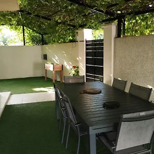 J Et V Appartement